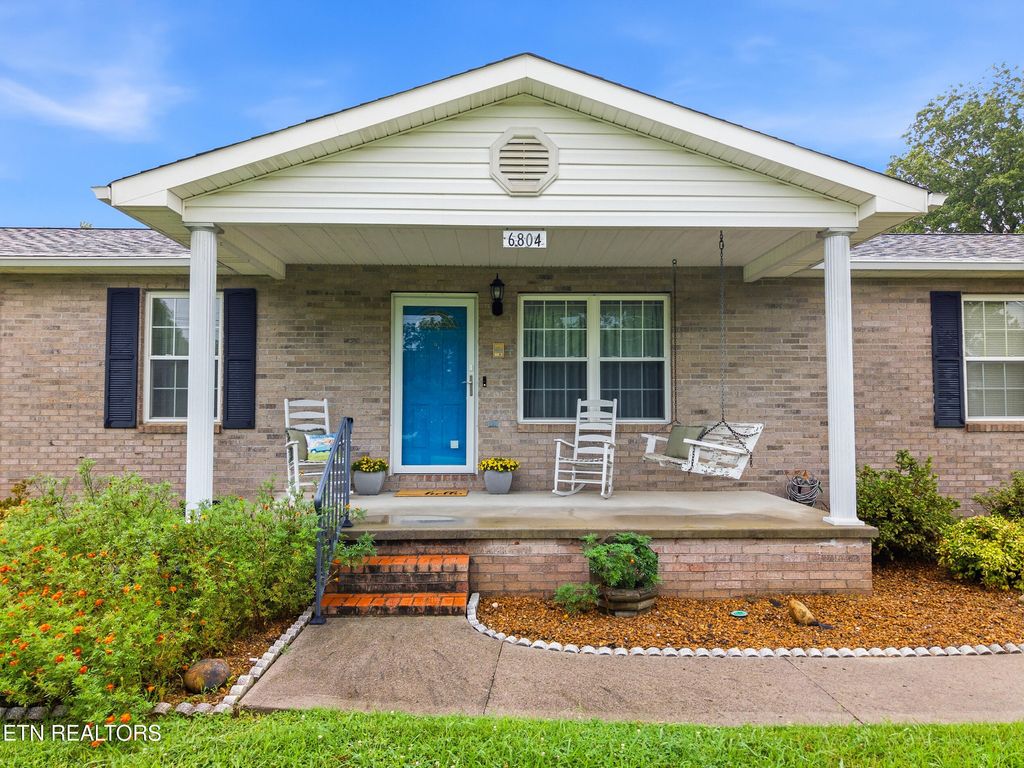 Photo of 6804 Mundal Rd, Knoxville, TN 37918 (MLS # 1349298)