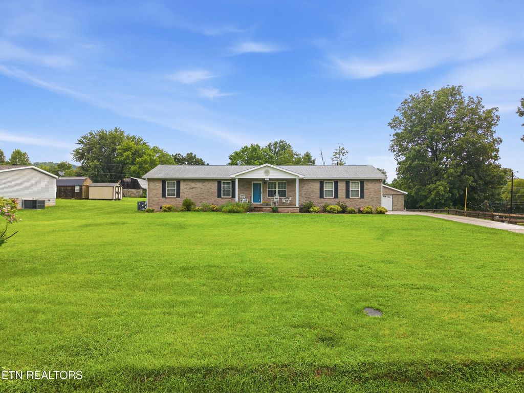 Photo of 6804 Mundal Rd, Knoxville, TN 37918 (MLS # 1349298)