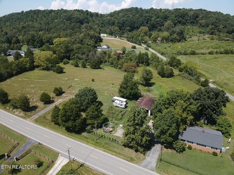 Photo of 549 Raccoon Valley Rd, Powell, TN 37849 (MLS # 1356114)