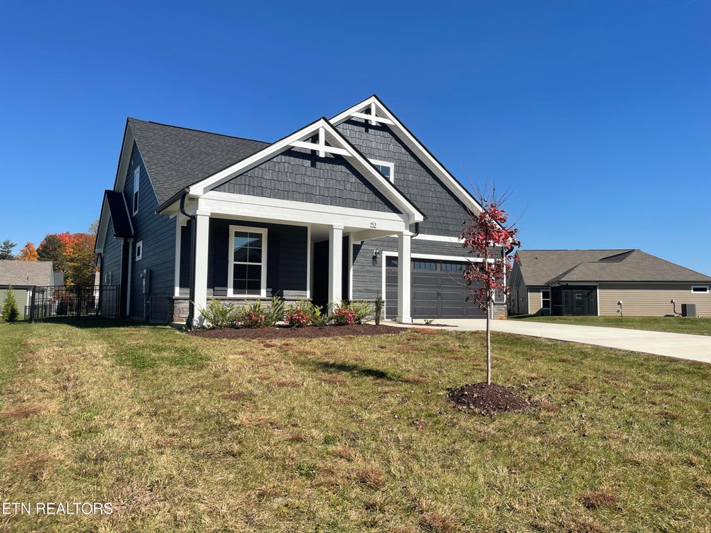 Photo of 152 Honeysuckle Drive, Lenoir City, TN 37771 (MLS # 1360521)
