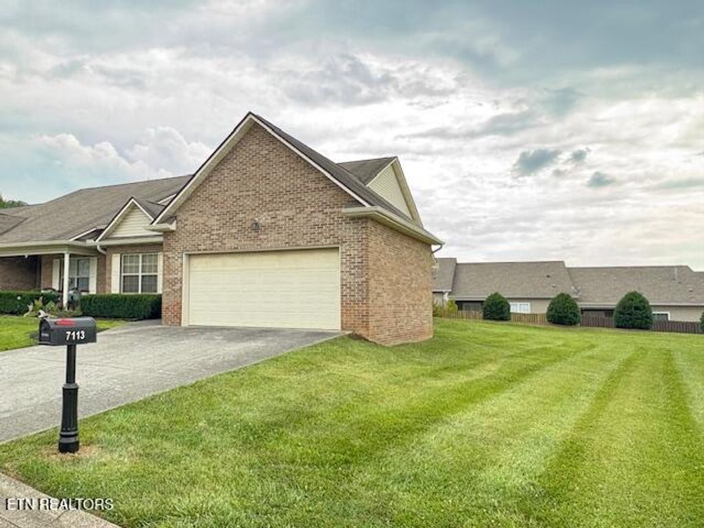 Photo of 7113 Allison Way, Knoxville, TN 37918 (MLS # 1346189)
