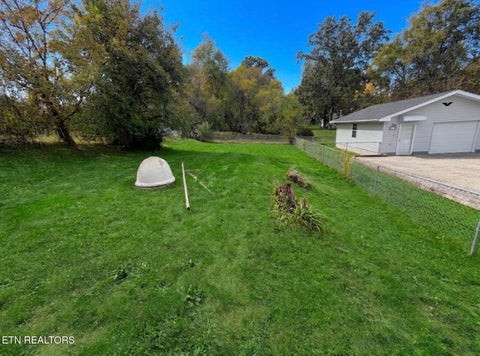 Tiny photo for 3215 Barton St, Knoxville, TN 37917 (MLS # 1359973)