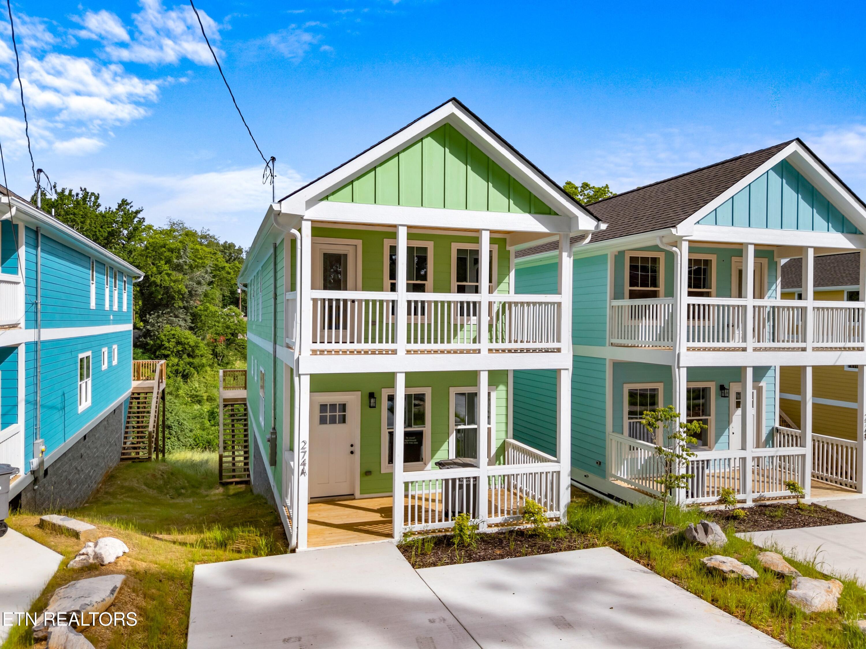 274A W Main St