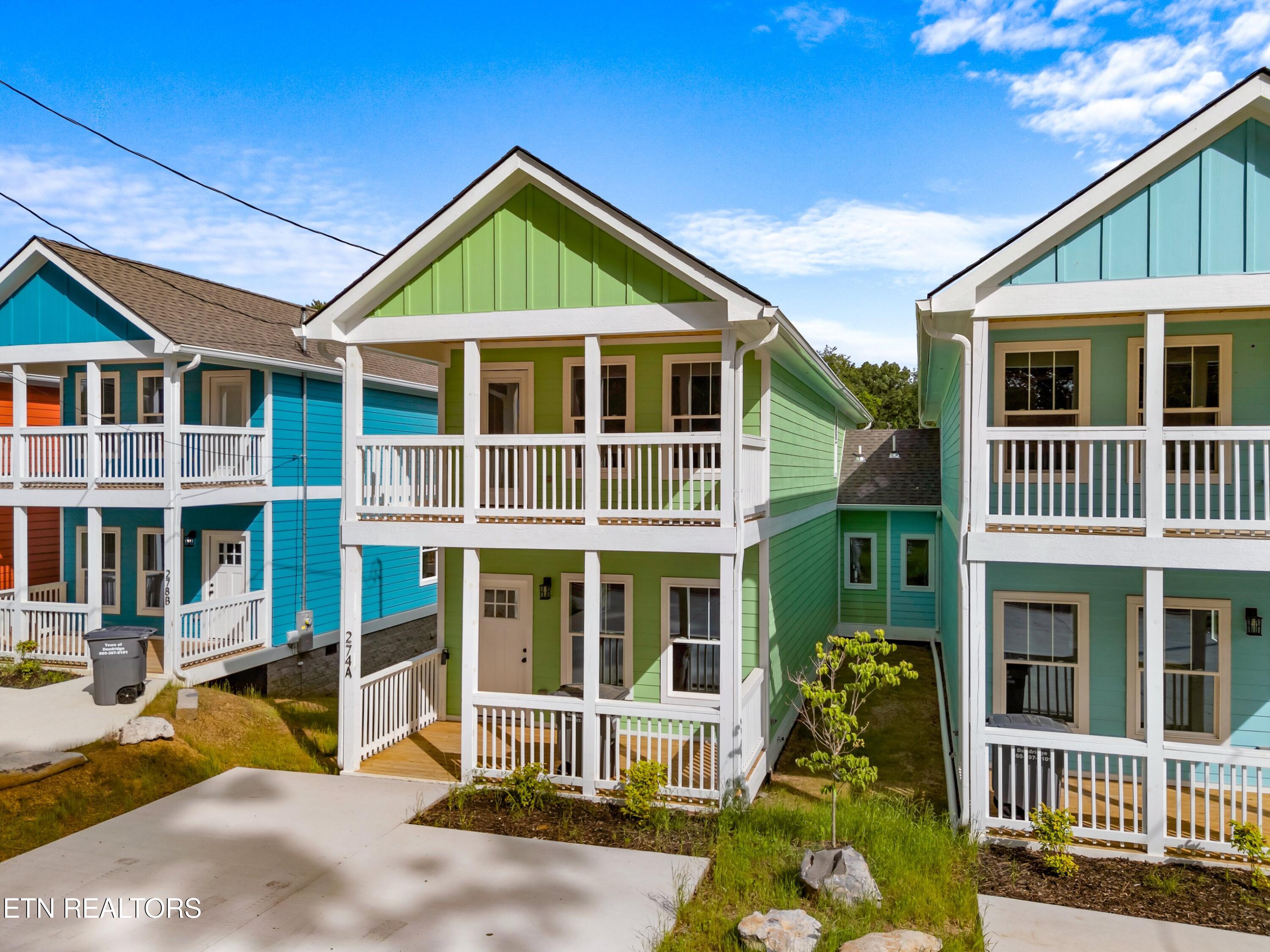 274A W Main St