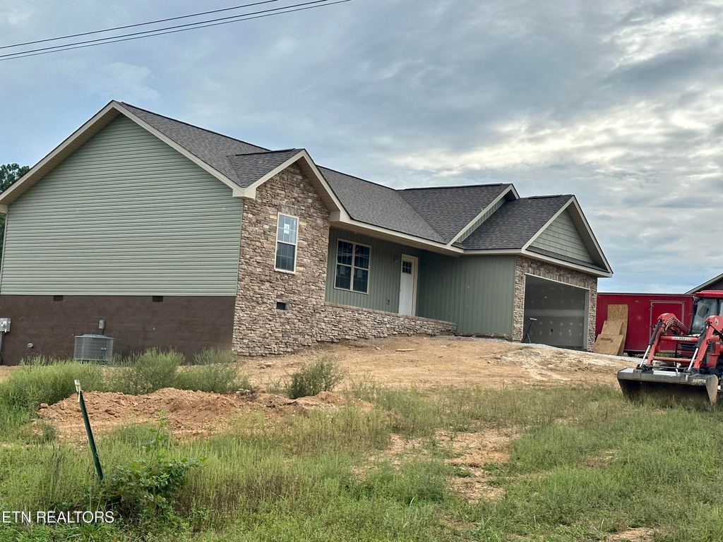 Photo of 115 MILO Circle, Tazewell, TN 37879 (MLS # 1238818)