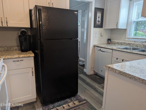 Tiny photo for 341 Vermont Ave, Oak Ridge, TN 37830 (MLS # 1357312)
