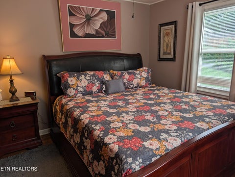 Tiny photo for 341 Vermont Ave, Oak Ridge, TN 37830 (MLS # 1357312)