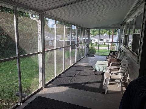 Tiny photo for 341 Vermont Ave, Oak Ridge, TN 37830 (MLS # 1357312)
