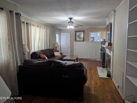 Tiny photo for 341 Vermont Ave, Oak Ridge, TN 37830 (MLS # 1357312)