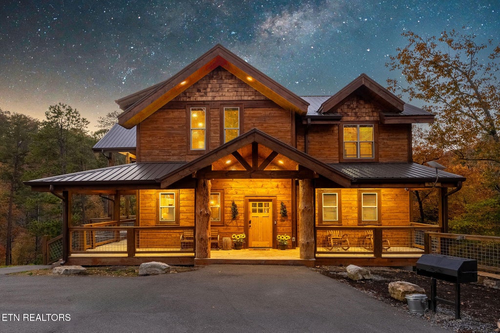 Photo of 2971 Laughing Pine Lane, Sevierville, TN 37862 (MLS # 1354143)