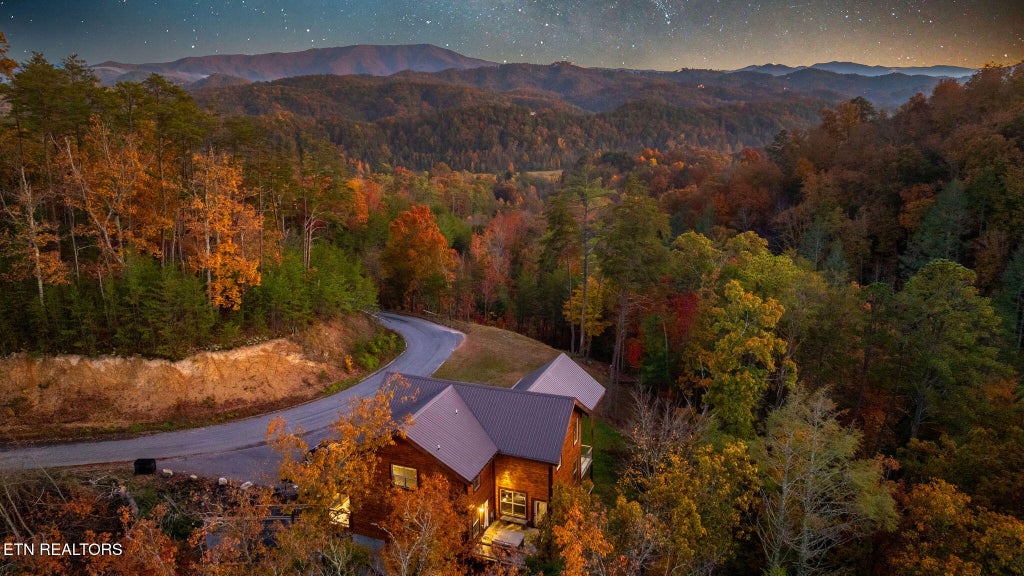 Photo of 2971 Laughing Pine Lane, Sevierville, TN 37862 (MLS # 1354143)