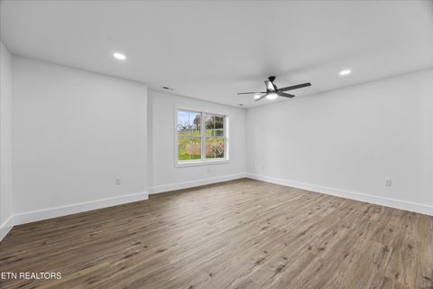 Tiny photo for 407 Hampton Way, Dandridge, TN 37725 (MLS # 1328388)