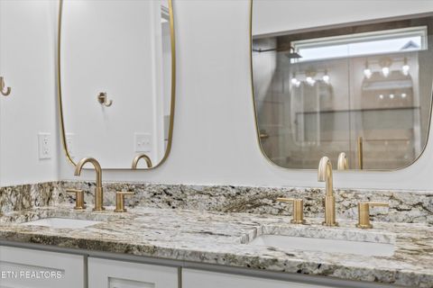 Tiny photo for 407 Hampton Way, Dandridge, TN 37725 (MLS # 1328388)