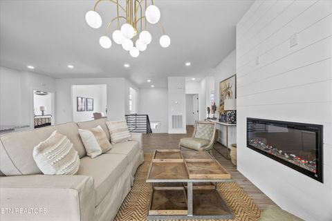 Tiny photo for 407 Hampton Way, Dandridge, TN 37725 (MLS # 1328388)