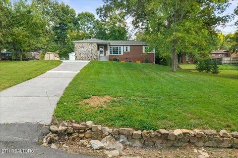 Tiny photo for 2634 May Ave, Maryville, TN 37804 (MLS # 1355773)