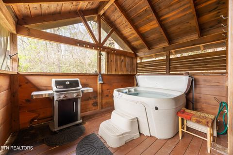 Tiny photo for 309 Elk Cove Way, Gatlinburg, TN 37738 (MLS # 1337145)