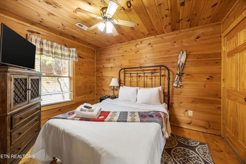 Tiny photo for 309 Elk Cove Way, Gatlinburg, TN 37738 (MLS # 1337145)