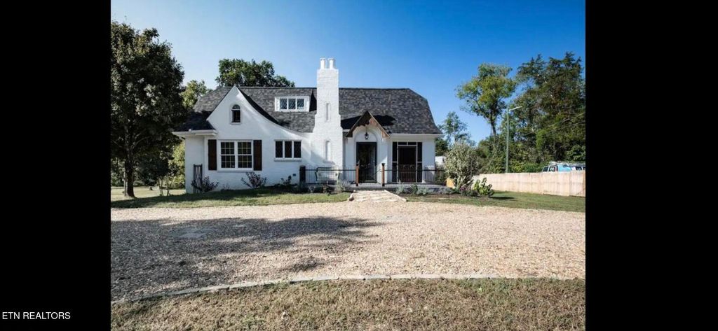 Photo of 3655 Douglas Dam Rd, Kodak, TN 37764 (MLS # 1340699)