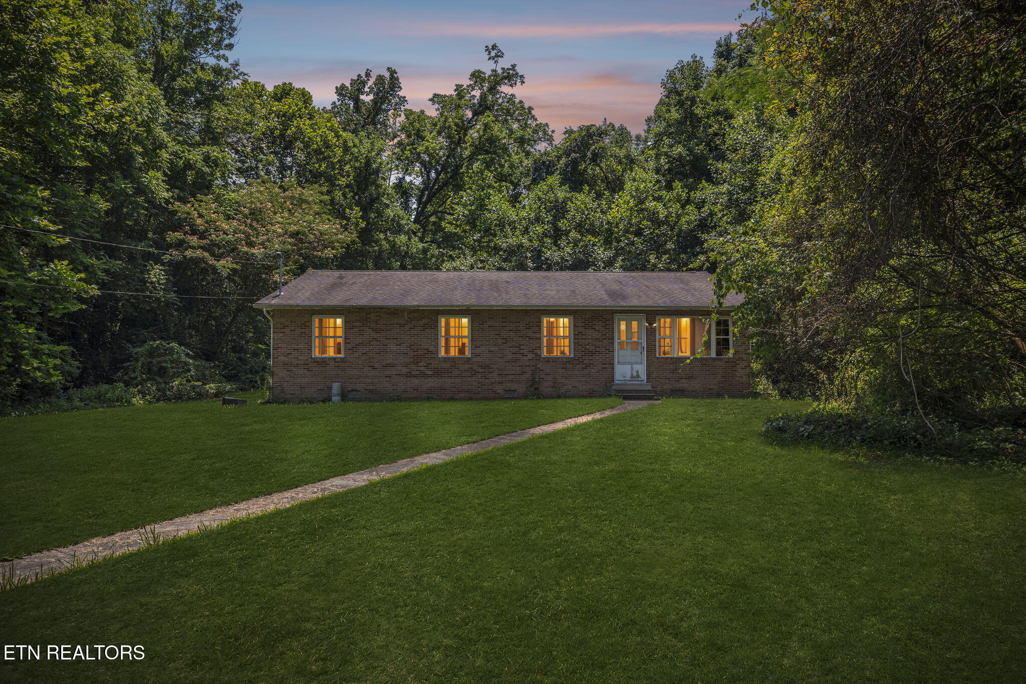 283 Eblen Cave Rd