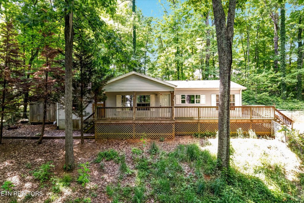 Photo of 542 Ronald Drive, Strawberry Plains, TN 37871 (MLS # 1263909)