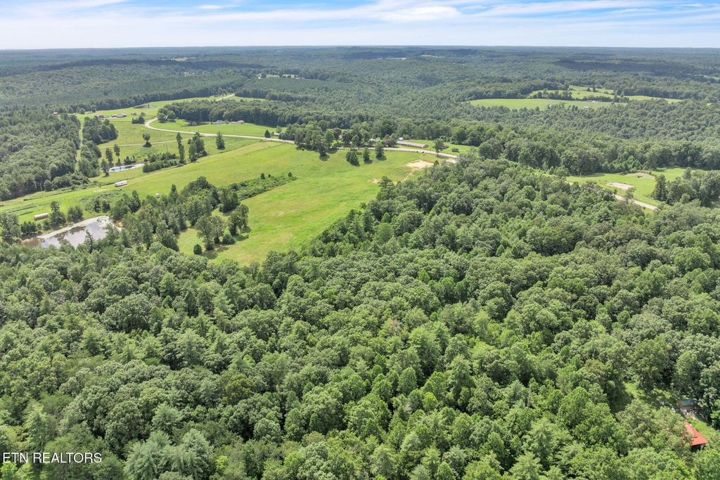 Photo of Nashville Hwy, Deer Lodge, TN 37726 (MLS # 1310613)