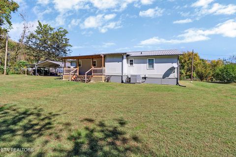 Tiny photo for 914 Renfro Rd, Harriman, TN 37748 (MLS # 1318833)