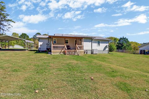 Tiny photo for 914 Renfro Rd, Harriman, TN 37748 (MLS # 1318833)
