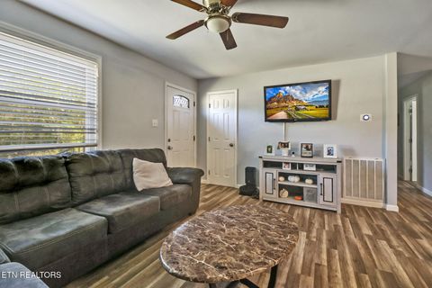 Tiny photo for 914 Renfro Rd, Harriman, TN 37748 (MLS # 1318833)