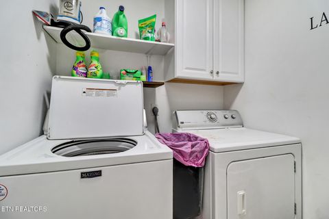 Tiny photo for 914 Renfro Rd, Harriman, TN 37748 (MLS # 1318833)
