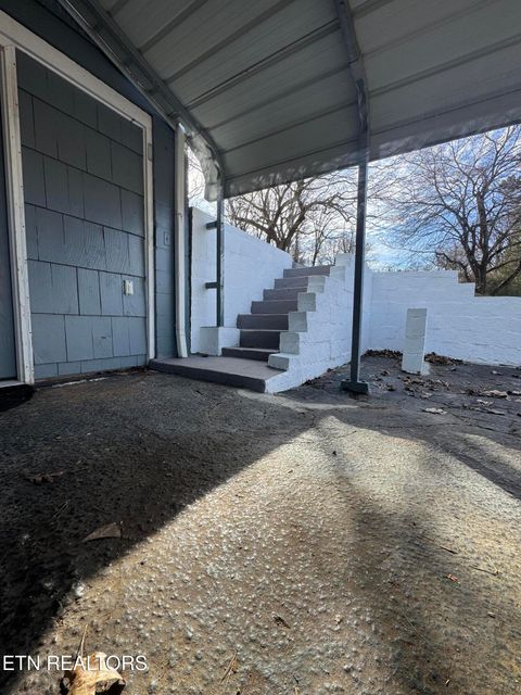 Tiny photo for 3720 Washington Pike, Knoxville, TN 37917 (MLS # 1324779)