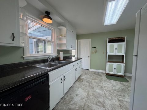 Tiny photo for 3720 Washington Pike, Knoxville, TN 37917 (MLS # 1324779)