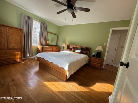 Tiny photo for 3720 Washington Pike, Knoxville, TN 37917 (MLS # 1324779)