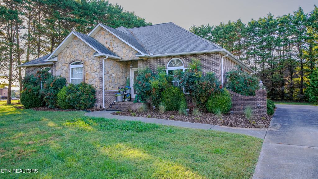 Photo of 105 Latonia Drive, Seymour, TN 37865 (MLS # 1318292)