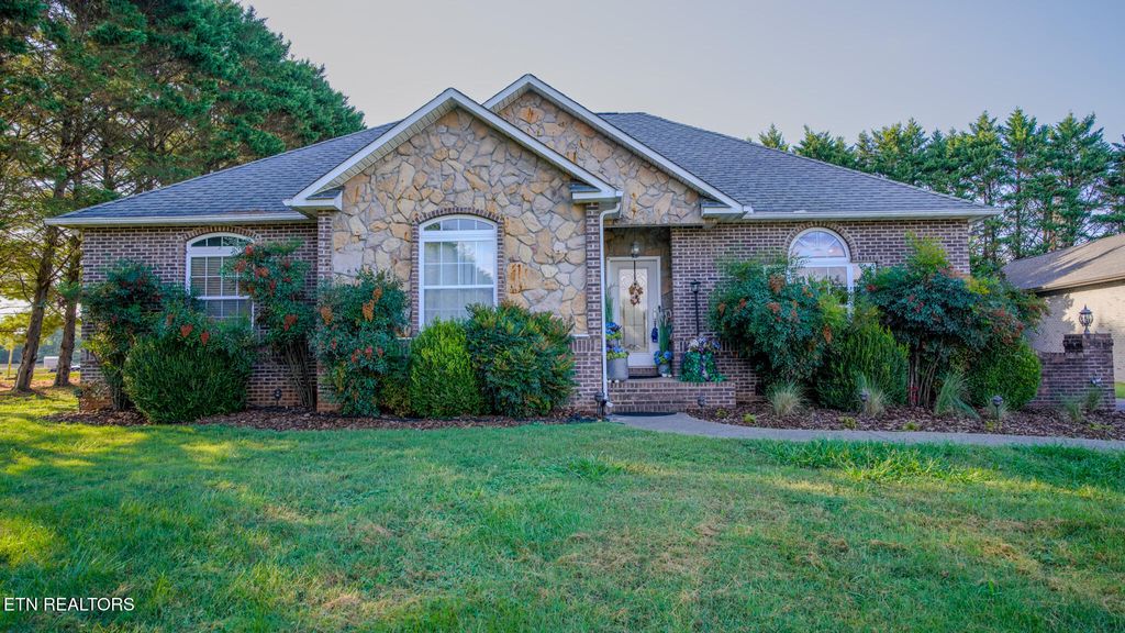 Photo of 105 Latonia Drive, Seymour, TN 37865 (MLS # 1318292)