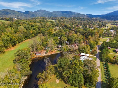 Tiny photo for 7836 Carnes Rd, Townsend, TN 37882 (MLS # 1359775)