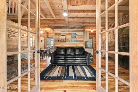 Tiny photo for 7836 Carnes Rd, Townsend, TN 37882 (MLS # 1359775)