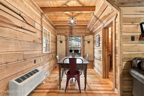 Tiny photo for 7836 Carnes Rd, Townsend, TN 37882 (MLS # 1359775)