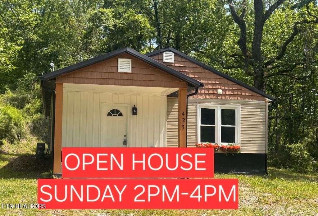 Photo of 425 Childs Rd, Harriman, TN 37748 (MLS # 1338258)