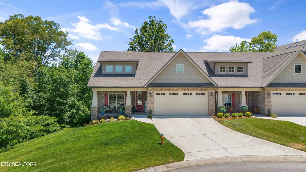 Photo of 13053 Hampshire Bay Lane, Farragut, TN 37934 (MLS # 1267570)