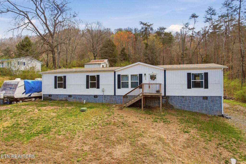 Photo of 618 E Brushy Valley Drive, Powell, TN 37849 (MLS # 1333199)