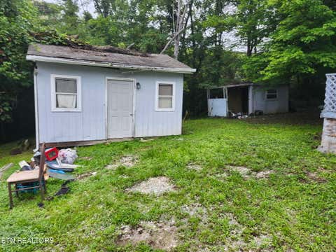 Tiny photo for 112 Queen St, Clinton, TN 37716 (MLS # 1348502)
