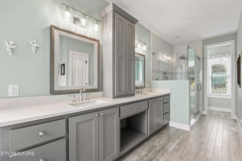 Tiny photo for 307 W Shore Drive, Rockwood, TN 37854 (MLS # 1333275)