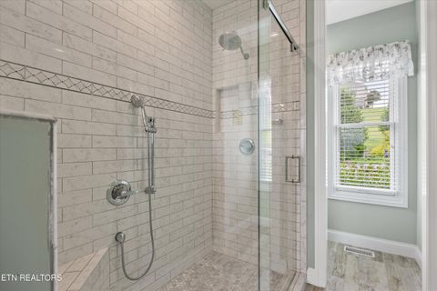 Tiny photo for 307 W Shore Drive, Rockwood, TN 37854 (MLS # 1333275)