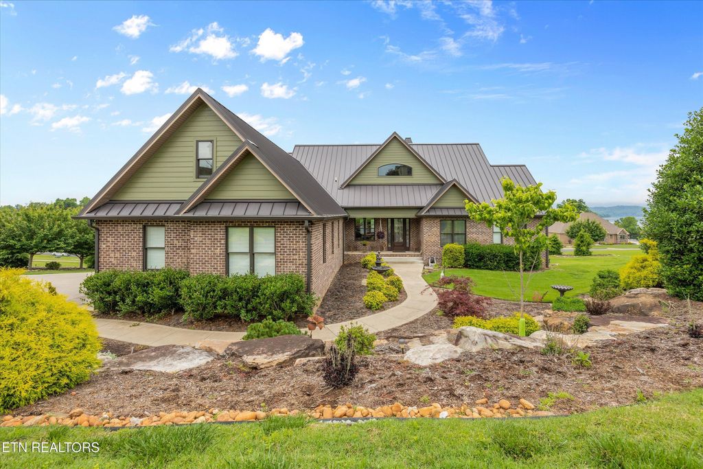 Photo of 307 W Shore Drive, Rockwood, TN 37854 (MLS # 1333275)
