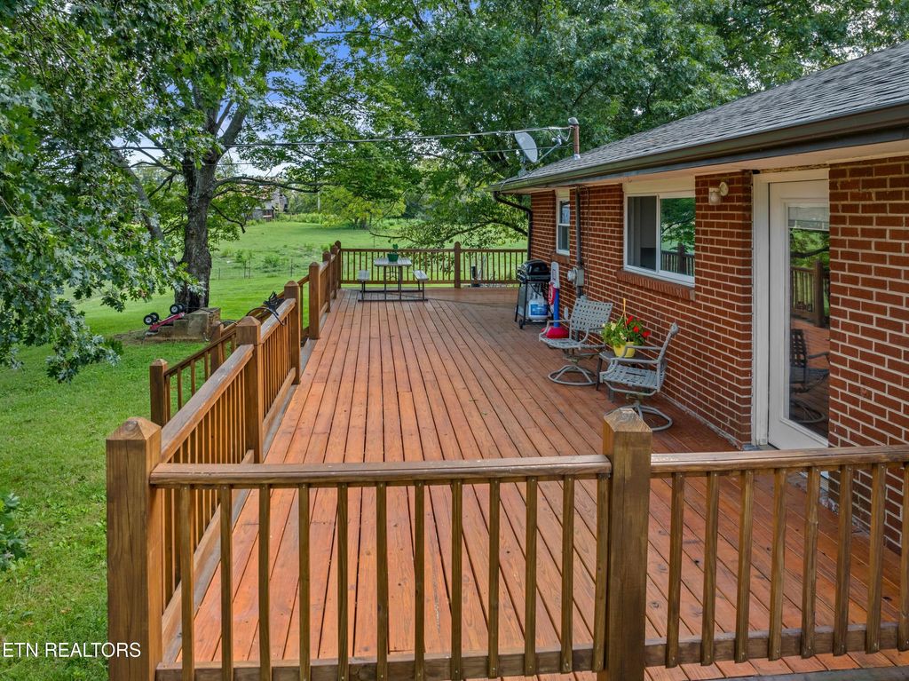 Photo of 290 Rocky Springs Rd, Bean Station, TN 37708 (MLS # 1275537)