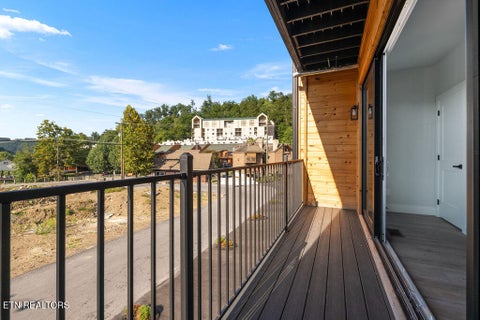 Tiny photo for 215 Circle Drive DR #Unit 9, Gatlinburg, TN 37738 (MLS # 1354973)