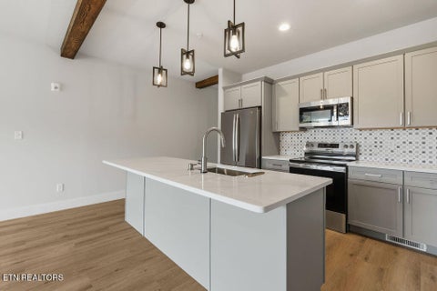 Tiny photo for 215 Circle Drive DR #Unit 9, Gatlinburg, TN 37738 (MLS # 1354973)