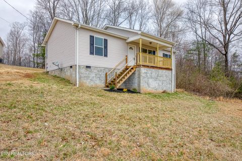Photo of 162 Volunteer Lane, Clinton, TN 37716 (MLS # 1331420)