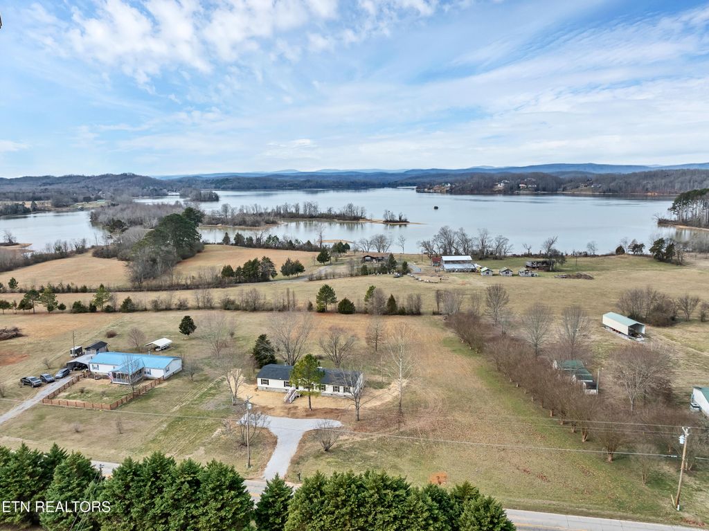 Photo of 2380 River Rd, Kingston, TN 37763 (MLS # 1328156)