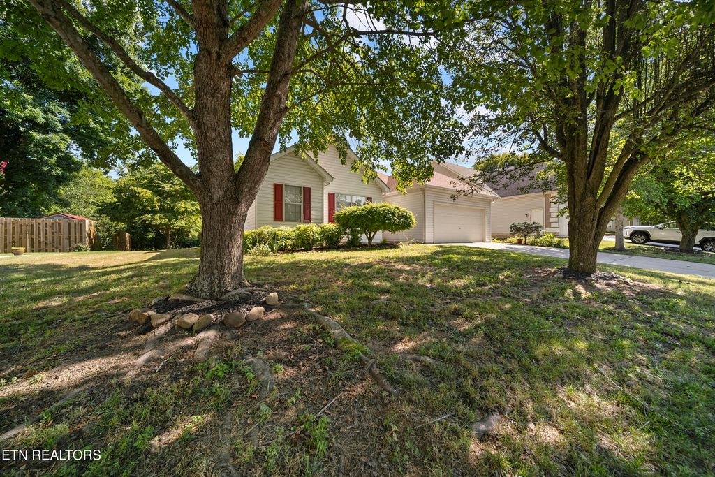 Photo of 10160 Highgate Circle, Knoxville, TN 37931 (MLS # 1338644)